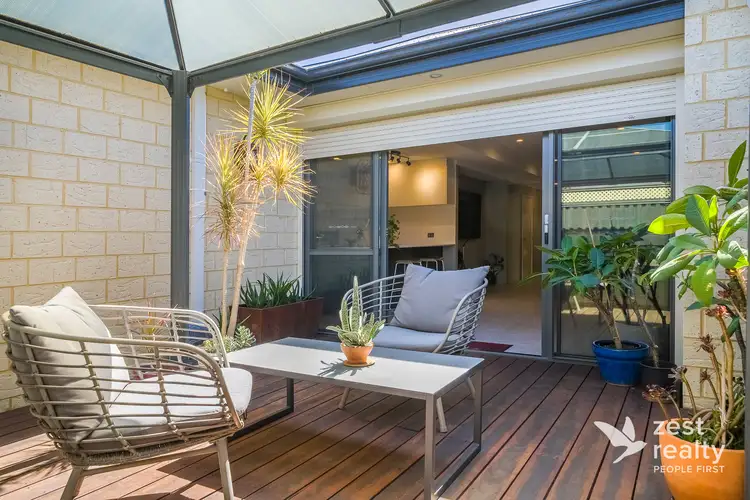 21 Sunnyside Way, Aveley WA 6069