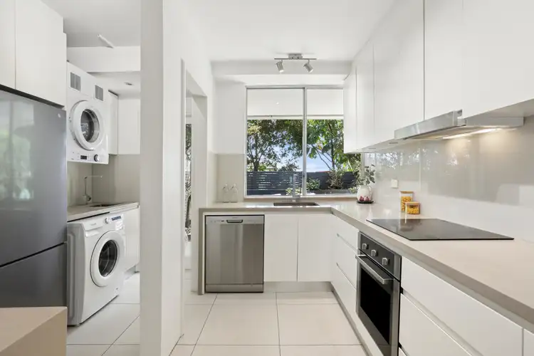 Fourth view of Homely apartment listing, 15/2 Oceanview Avenue, Vaucluse NSW 2030