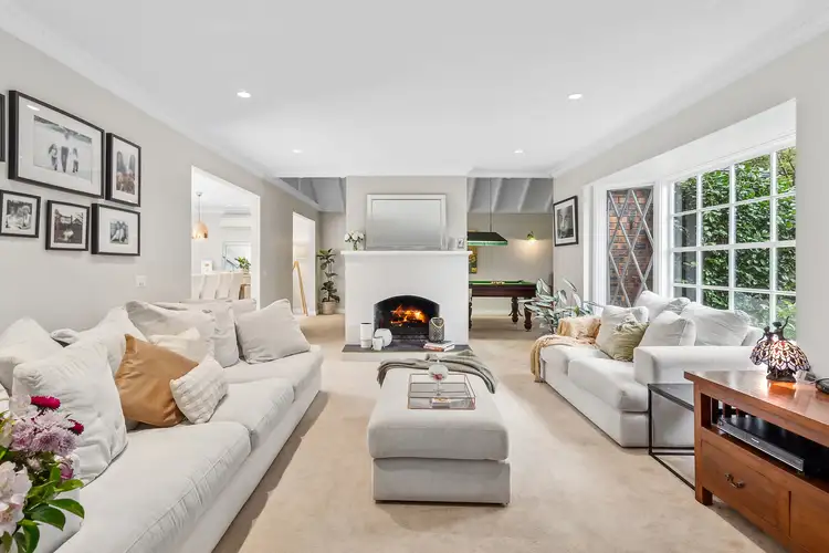 25 John Oxley Drive, Frenchs Forest NSW 2086