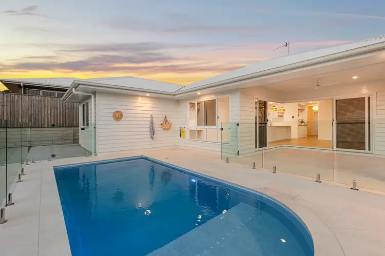 Third view of Homely house listing, 7 Bird Song Close, Southside QLD 4570
