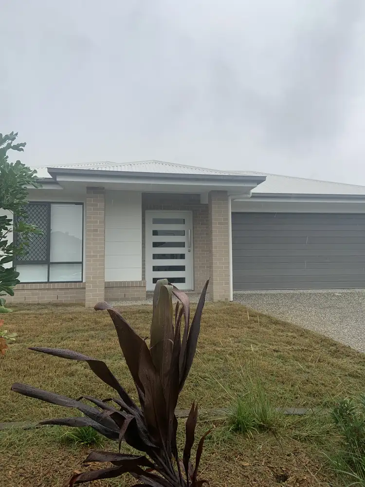 29 Edinburgh, Gleneagle QLD 4285