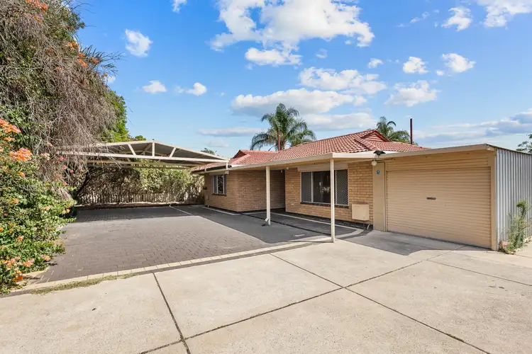 7 Eileen Street
