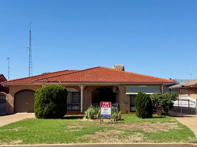 5 Teatree Avenue, Leeton NSW 2705