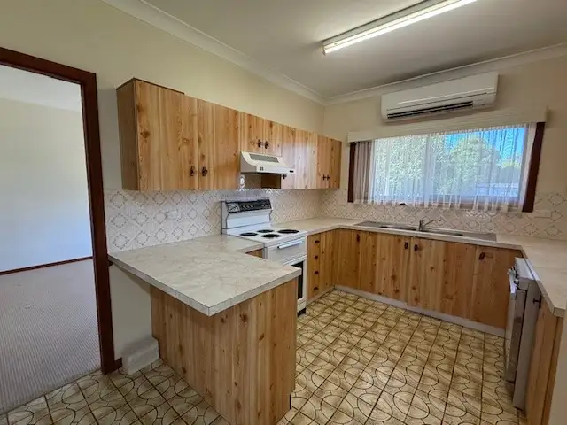 Third view of Homely house listing, 5 Teatree Avenue, Leeton NSW 2705