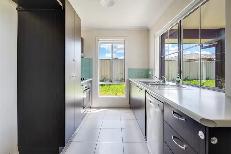 39 Kendall Drive, Hamilton Valley NSW 2641