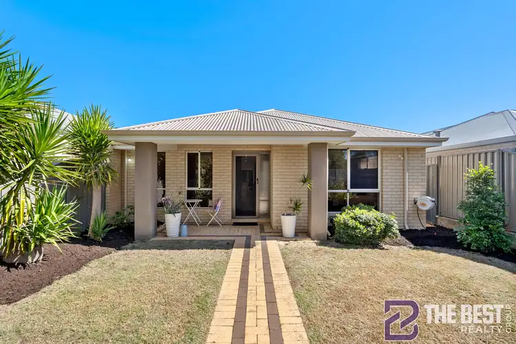 10 Crick Lane, Piara Waters WA 6112
