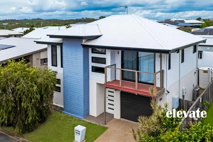 2/7 WEDGETAIL ROAD, Clinton QLD 4680