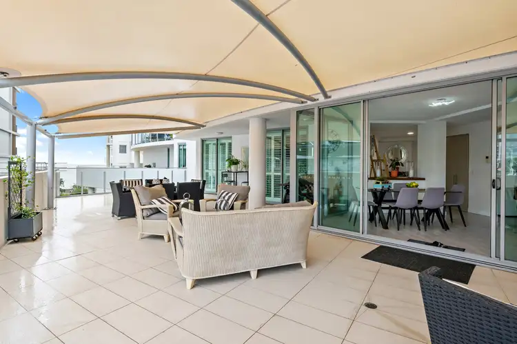 103/14 Oxley Avenue, Woody Point QLD 4019