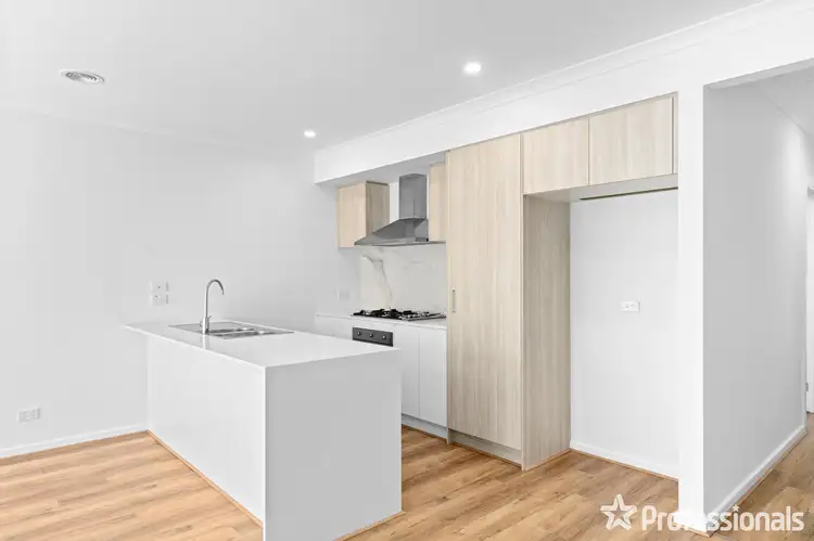 Fifth view of Homely house listing, 94 Chateau Promenade, Deanside VIC 3336