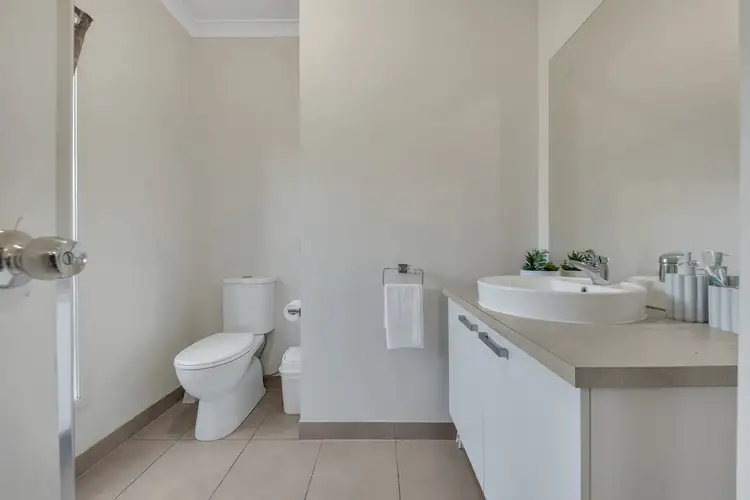 Seventh view of Homely house listing, 18 Berrima  Crescent, Wollert VIC 3750