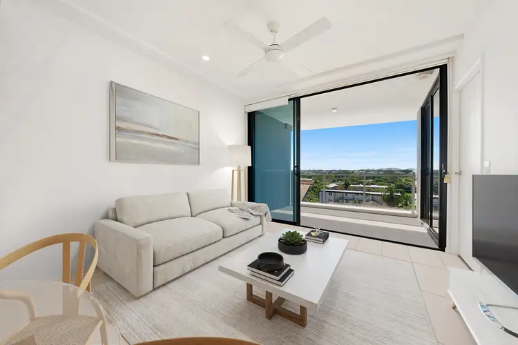 1069/123 Cavendish Road, Coorparoo QLD 4151