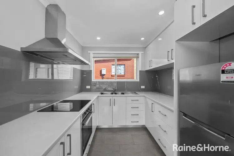 2/25 Hope Street, New Town TAS 7008