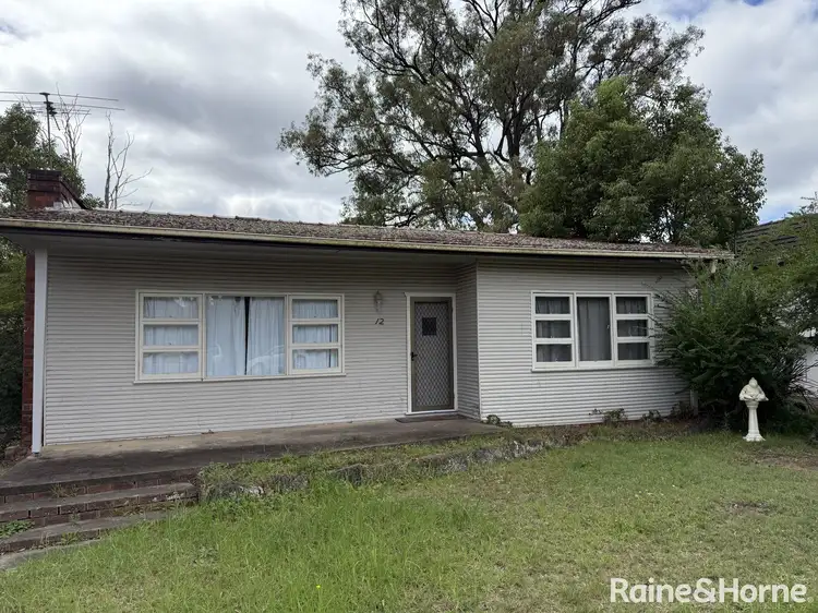 12 Cambridge Street, Ingleburn NSW 2565