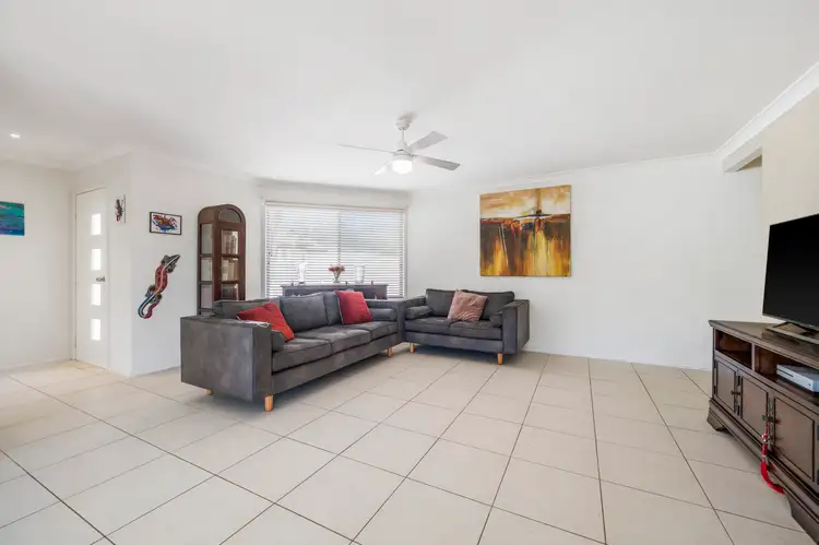 Fifth view of Homely villa listing, 2/5 Margaret Close, Port Macquarie NSW 2444