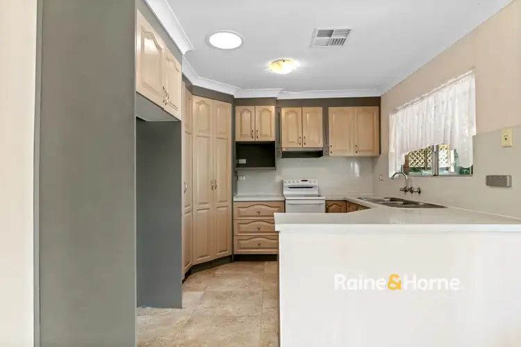 Second view of Homely house listing, 5 Robin Crescent, Woy Woy NSW 2256