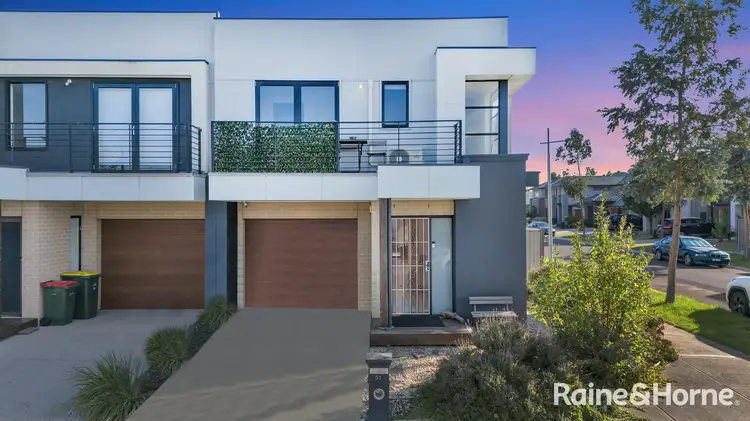 51 Airmaid Drive, Williams Landing VIC 3027