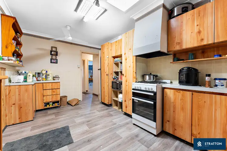 Fifth view of Homely house listing, 4 Dawson Way, Parmelia WA 6167