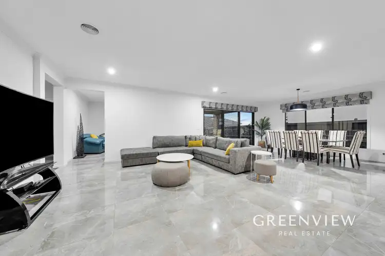 Fifth view of Homely house listing, 33 Rossiter Retreat, Cranbourne North VIC 3977