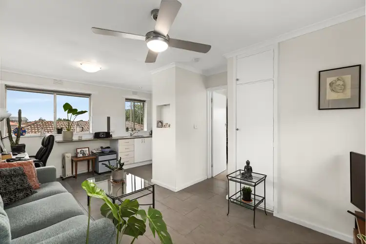 24/15 Royal Avenue, Essendon North VIC 3041