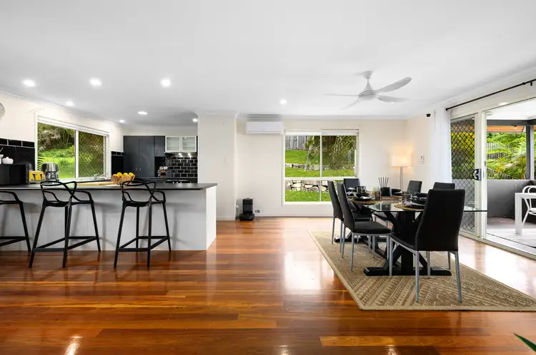1 Hemes Close, Pacific Pines QLD 4211