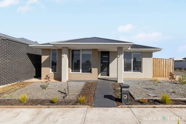 69 Paskas Drive, Fraser Rise VIC 3336