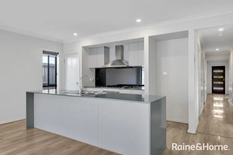Fifth view of Homely house listing, 39 Parrot Drive, Weir Views VIC 3338