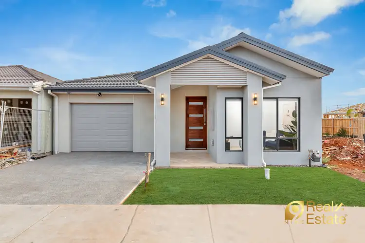 Main view of Homely house listing, 31 MISTLETOE DR, Strathtulloh VIC 3338