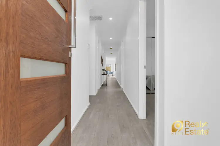 Fourth view of Homely house listing, 31 MISTLETOE DR, Strathtulloh VIC 3338
