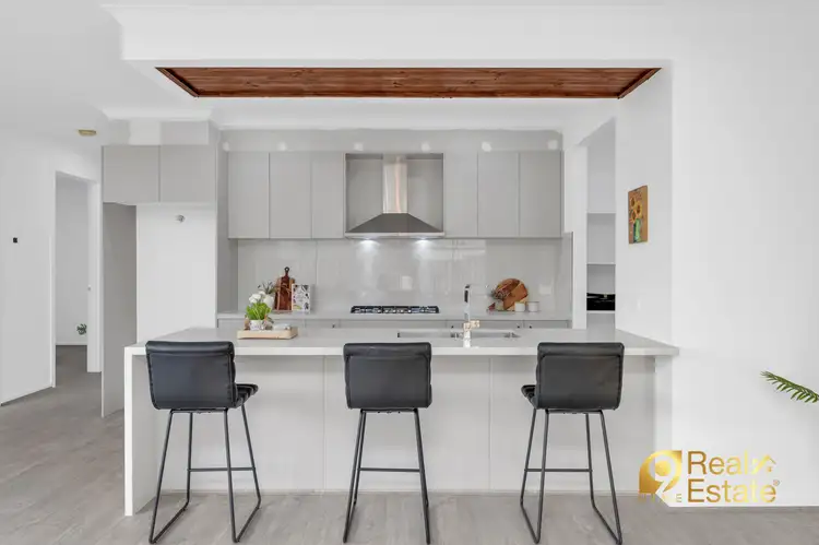 Sixth view of Homely house listing, 31 MISTLETOE DR, Strathtulloh VIC 3338