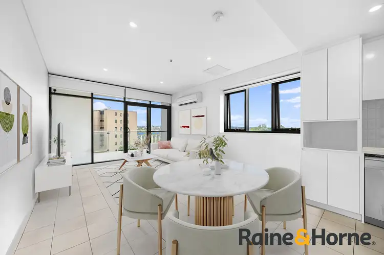 22 Parkes Street