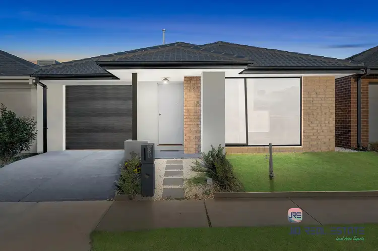 Main view of Homely house listing, 8 Kirkham Drive, Thornhill Park VIC 3335