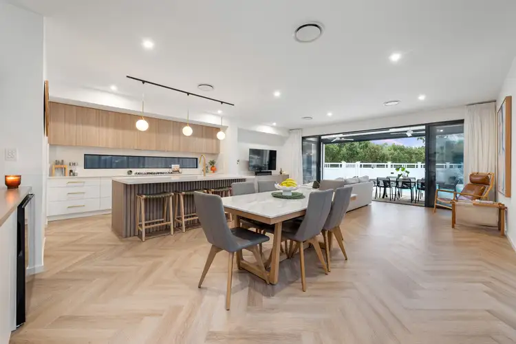64 Beelarong Street, Morningside QLD 4170