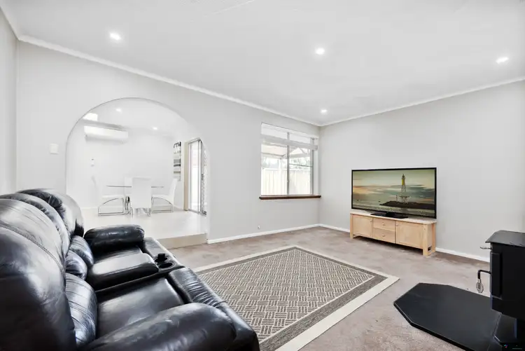 Sixth view of Homely house listing, 22 Sandleford Way, Morley WA 6062