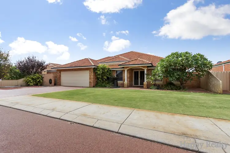 9 Edmonton Road, Canning Vale WA 6155