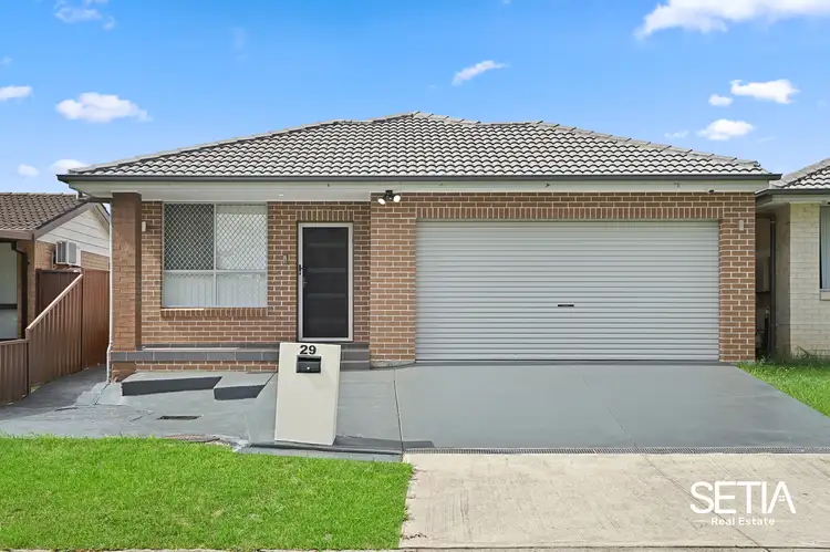 29 Romley Crescent, Oakhurst NSW 2761