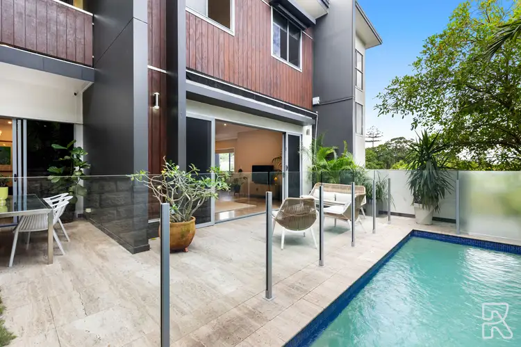 6 Sankey Street, Highgate Hill QLD 4101
