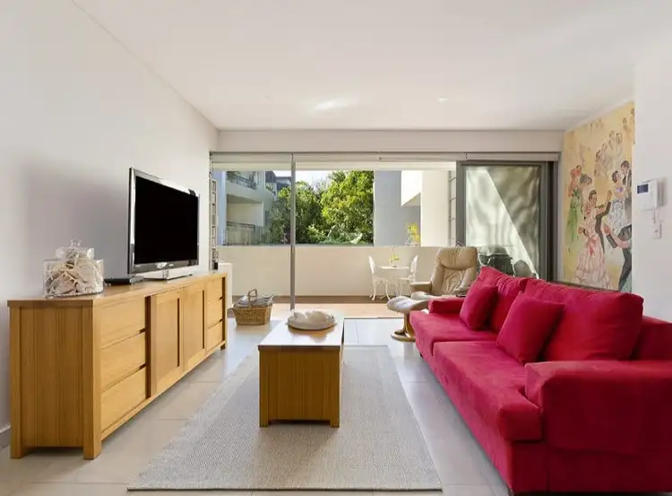 Third view of Homely apartment listing, 4/15 Old Barrenjoey Road, Avalon Beach NSW 2107