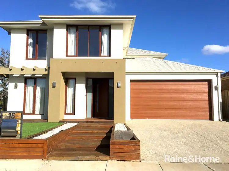 15 Darlington Drive, Williams Landing VIC 3027