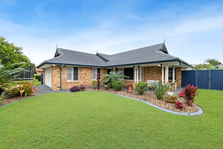 27 Investigator Place, Pelican Waters QLD 4551