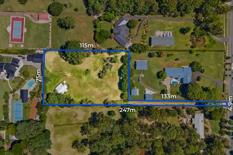 333 Bridgeman Road, Bridgeman Downs QLD 4035