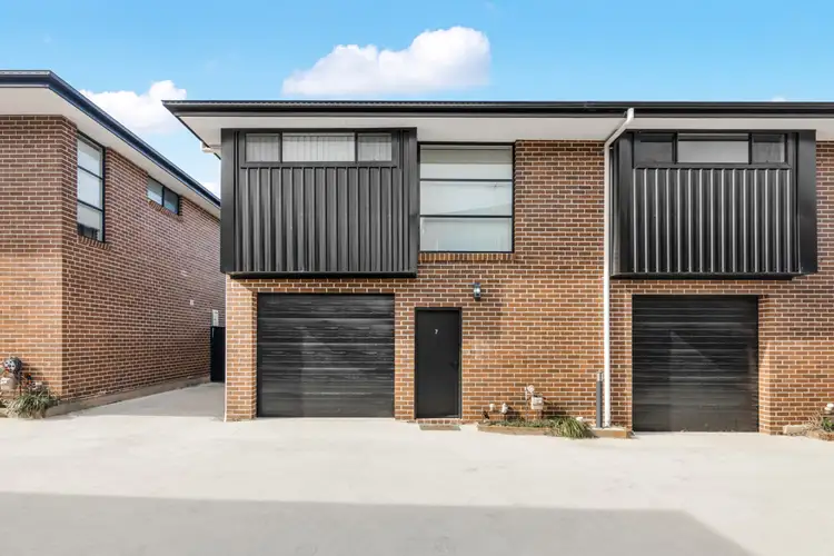 Main view of Homely townhouse listing, 1/25 Park Avenue, Kingswood NSW 2747