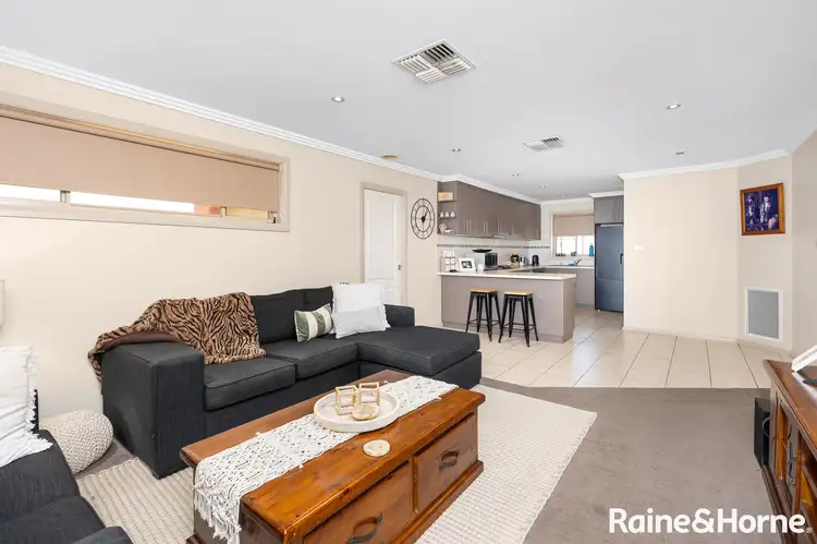 Third view of Homely house listing, 2/5 Barton Avenue, Lloyd NSW 2650