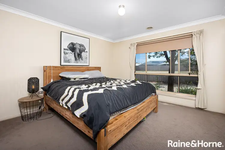 Fifth view of Homely house listing, 2/5 Barton Avenue, Lloyd NSW 2650
