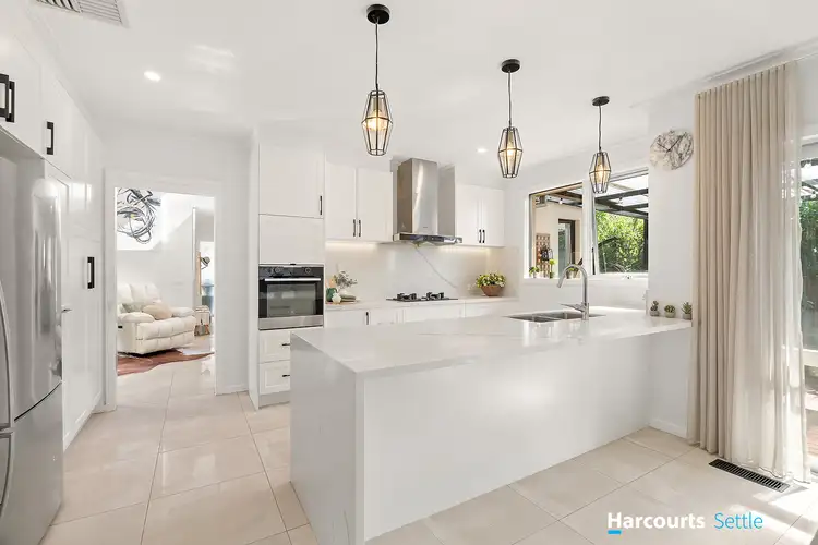 Sixth view of Homely house listing, 33 Pioneer Close, Vermont South VIC 3133