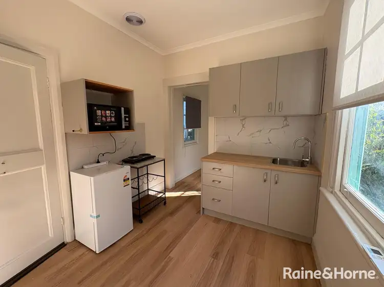 8a Cox Avenue, Lutana TAS 7009