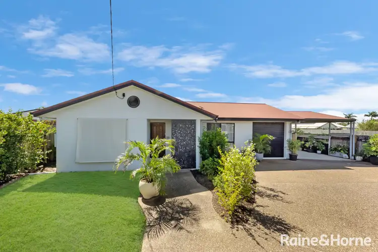 13 Carnarvon Court