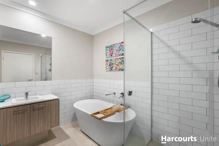 Fifth view of Homely house listing, 226 Lakeview Promenade, Newport QLD 4020