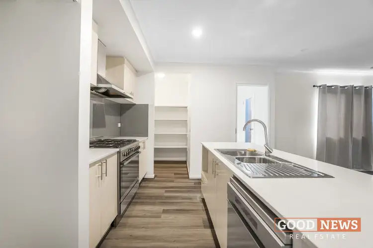 Fifth view of Homely house listing, 11 Parrot Drive, Weir Views VIC 3338