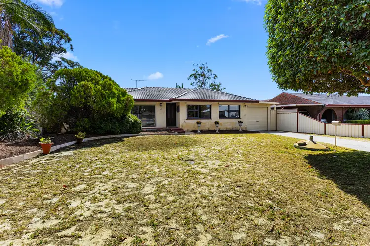 17 Sandon Road, Thornlie WA 6108