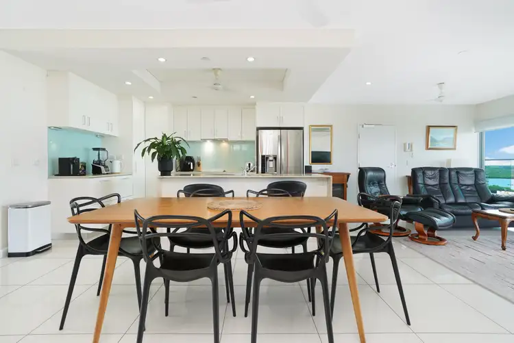Sixth view of Homely apartment listing, 1525/27 Woods Street, Darwin City NT 800